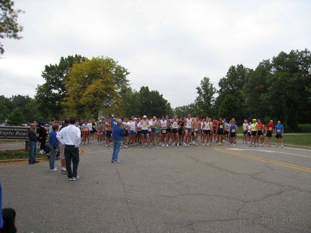 Kensington Challenge 15K 2008-09 018.jpg - The Kensington Challenge 15K September 27, 2008. Run in Kensington Metro Park outside of Milford Michigan. Cool and overcast day, great for a run around the lake.
